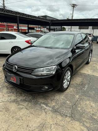 VOLKSWAGEN JETTA 2.0 COMFORTLINE FLEX 4P TIPTRONIC
